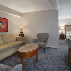 One-Bedroom King Suite Sofa Bed Garden View
